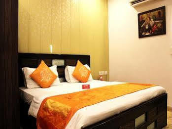 Oyo Rooms Pitampura Rani Bagh 뉴델리 외부 사진